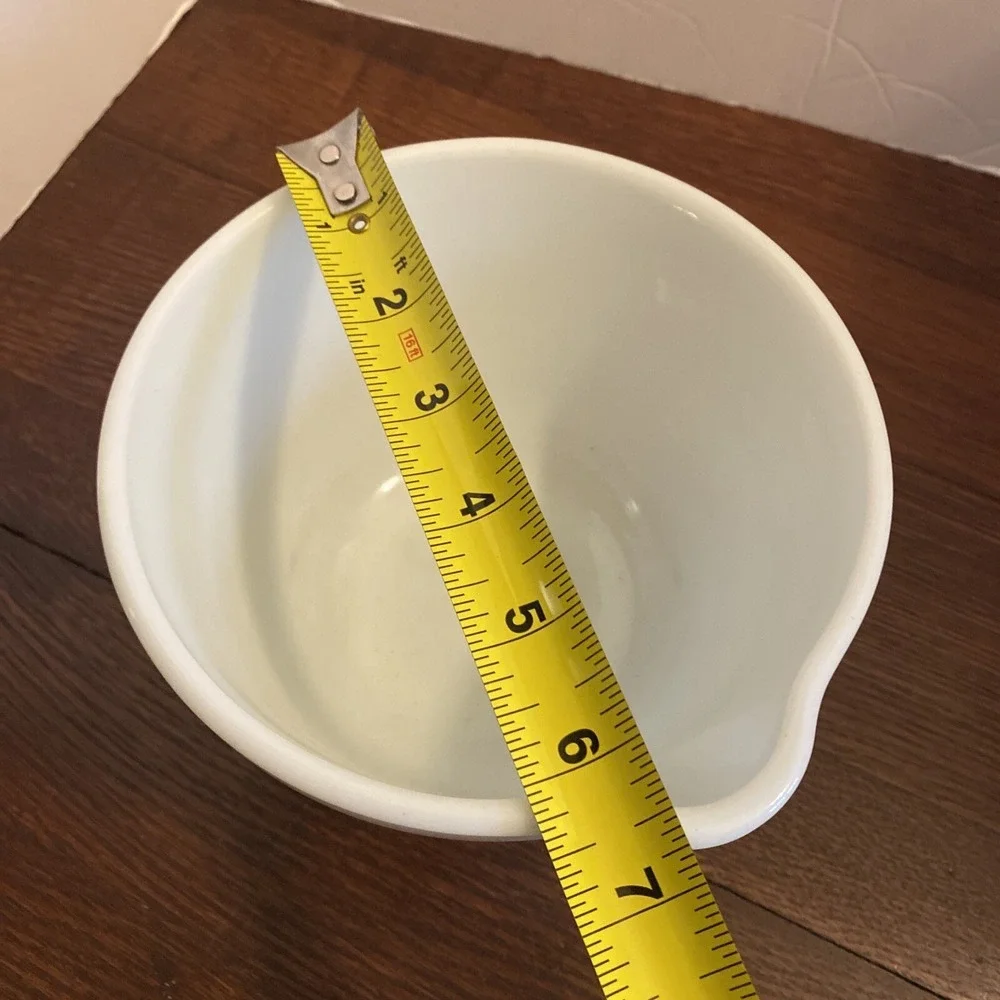 Vintage Pyrex White Milk Glass Hamilton Beach #11 Ribbed Mixing Bowl With‎ Spout